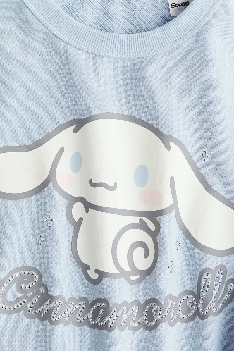 اتش اند ام بلوزة بطبعة مميزة